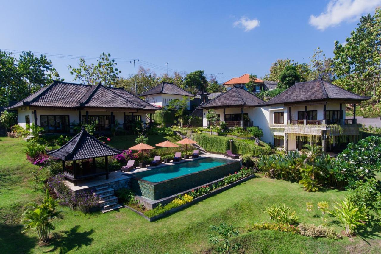 Villa Cahaya Perfectly Formed By The Natural Surrounding And Balinese Hospitality Lovina Exterior foto