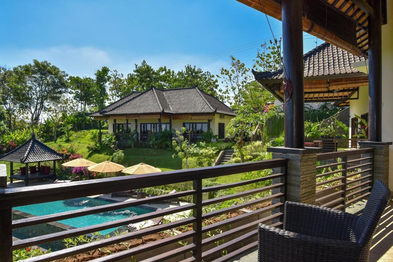 Villa Cahaya Perfectly Formed By The Natural Surrounding And Balinese Hospitality Lovina Exterior foto