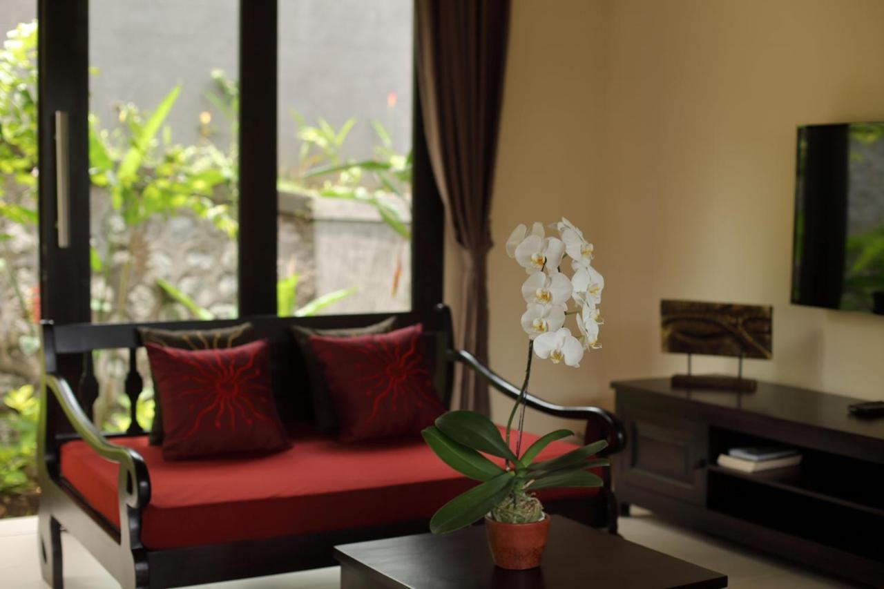 Villa Cahaya Perfectly Formed By The Natural Surrounding And Balinese Hospitality Lovina Exterior foto