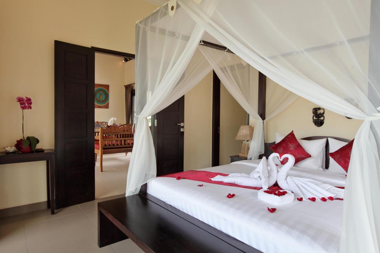 Villa Cahaya Perfectly Formed By The Natural Surrounding And Balinese Hospitality Lovina Exterior foto