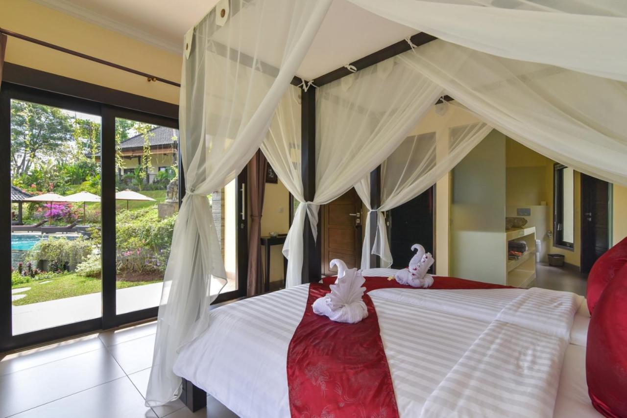 Villa Cahaya Perfectly Formed By The Natural Surrounding And Balinese Hospitality Lovina Exterior foto