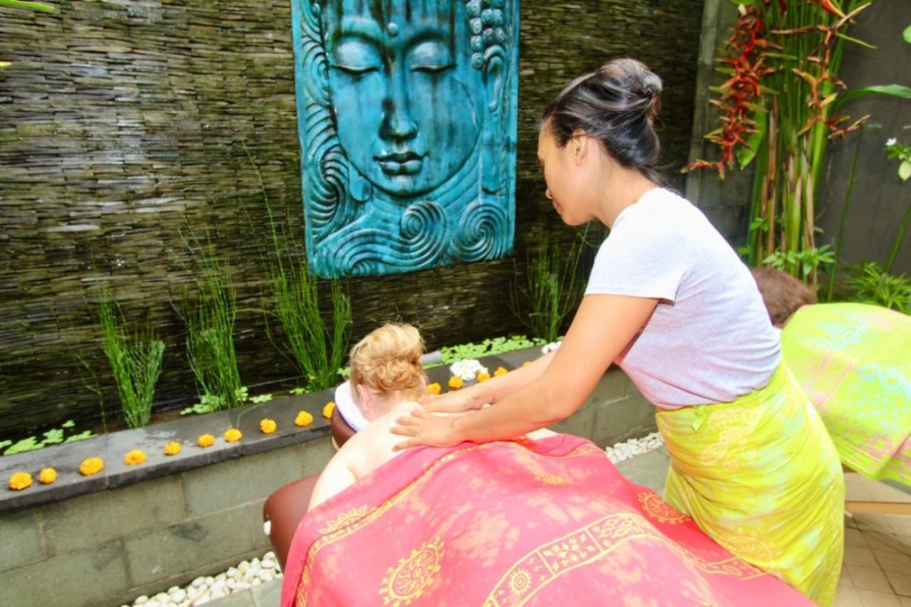 Villa Cahaya Perfectly Formed By The Natural Surrounding And Balinese Hospitality Lovina Exterior foto